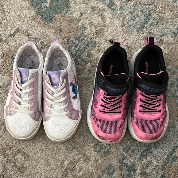 Lot of 2 sneakers LILO & stitch and Skechers Kids' Pink and Black Sneakers - Picture 1 of 15